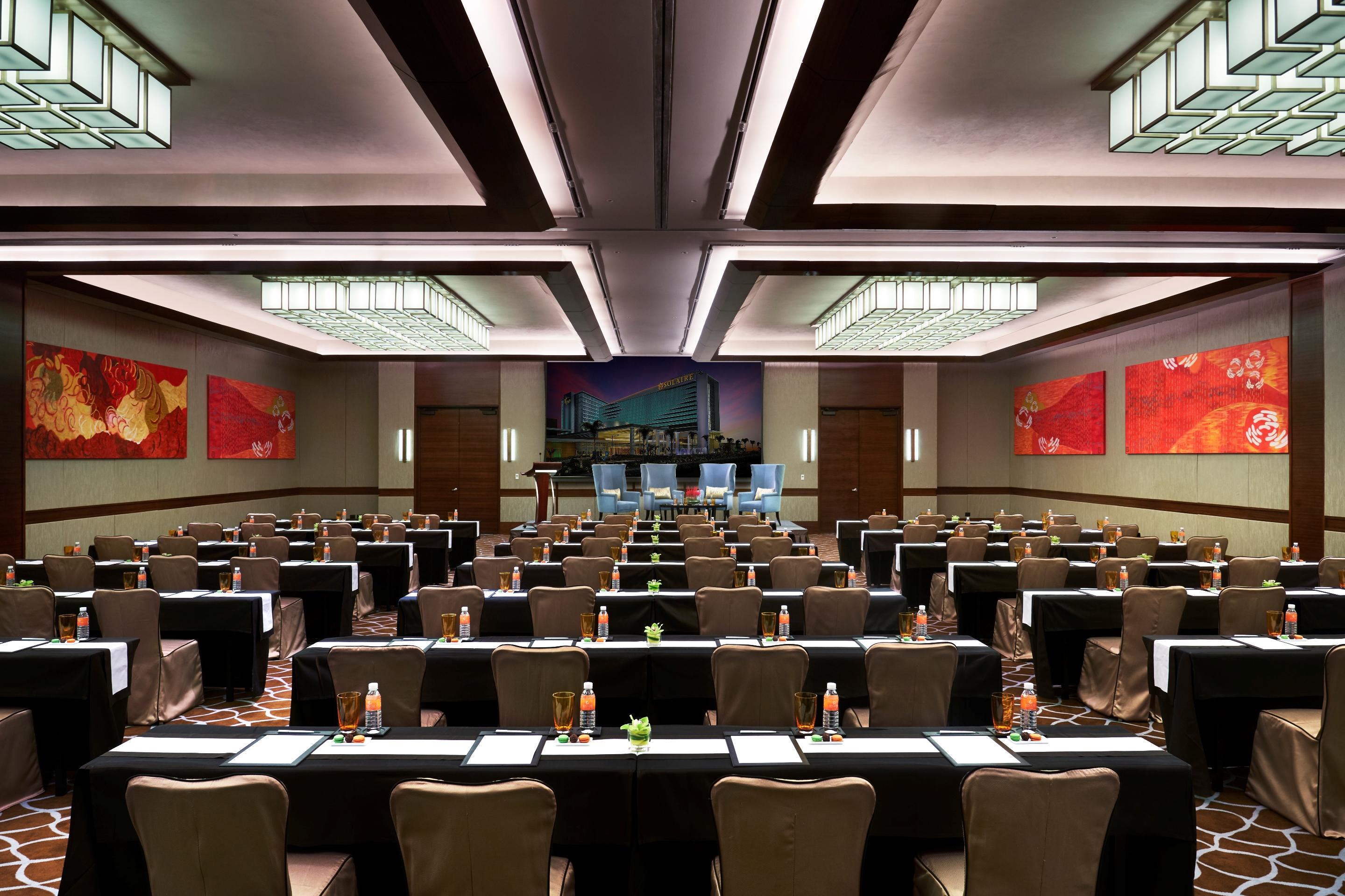 Solaire Resort y Casino Paranaque City Exterior foto