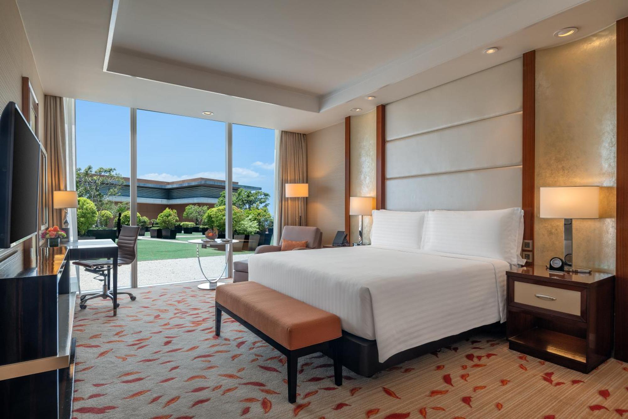 Solaire Resort y Casino Paranaque City Exterior foto